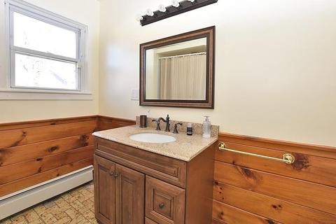 381 Blackstone St, Woonsocket, RI 02895 photo 18