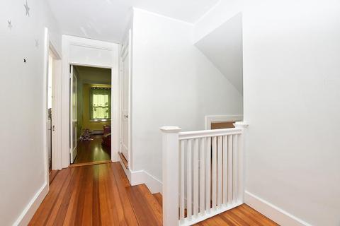 381 Blackstone St, Woonsocket, RI 02895 photo 14