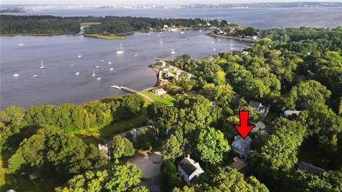 14 Juniper Ct, Bristol, RI 02809 photo 2