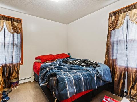 20 Jeffers St, Woonsocket, RI 02895 photo 7
