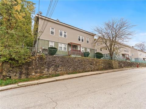 20 Jeffers St, Woonsocket, RI 02895 photo 2