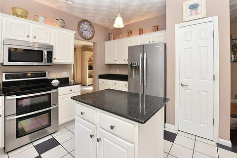 15 Paddock Dr, Cranston, RI 02921 photo 5