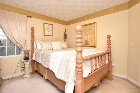 15 Paddock Dr, Cranston, RI 02921 photo 13
