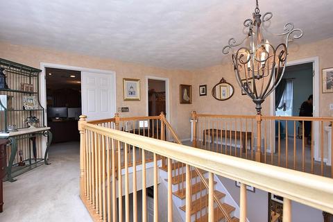 15 Paddock Dr, Cranston, RI 02921 photo 14
