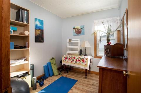 2 Oniska St, Warwick, RI 02889 photo 12