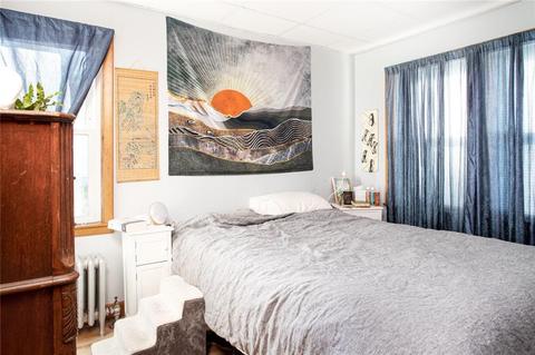 2 Oniska St, Warwick, RI 02889 photo 10