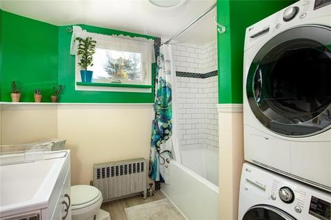 2 Oniska St, Warwick, RI 02889 photo 9