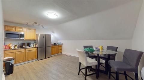 15 Vine St, Woonsocket, RI 02895 photo 3