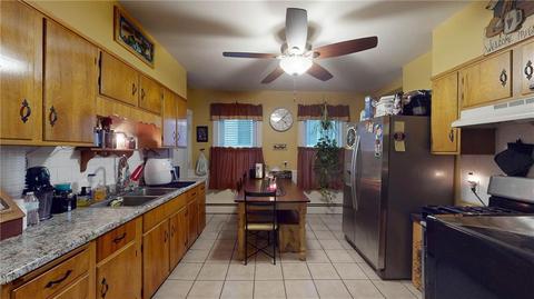 15 Vine St, Woonsocket, RI 02895 photo 28