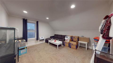 15 Vine St, Woonsocket, RI 02895 photo 9
