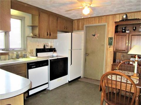 49 Peeptoad Rd, Warwick, RI 02888 photo 10