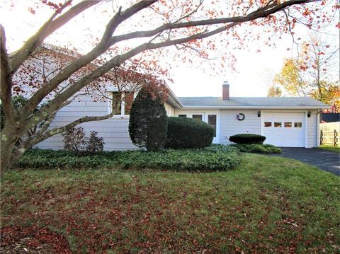 49 Peeptoad Rd, Warwick, RI 02888 photo 2
