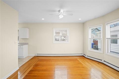 39 Pullen Ave, Pawtucket, RI 02861 photo 10