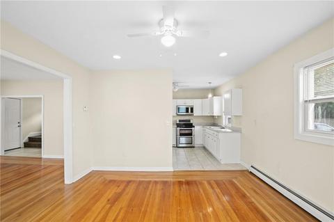 39 Pullen Ave, Pawtucket, RI 02861 photo 11