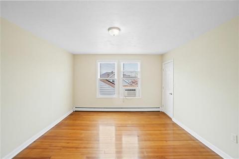 39 Pullen Ave, Pawtucket, RI 02861 photo 18