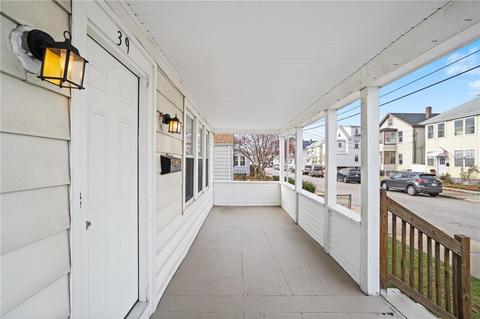 39 Pullen Ave, Pawtucket, RI 02861 photo 5