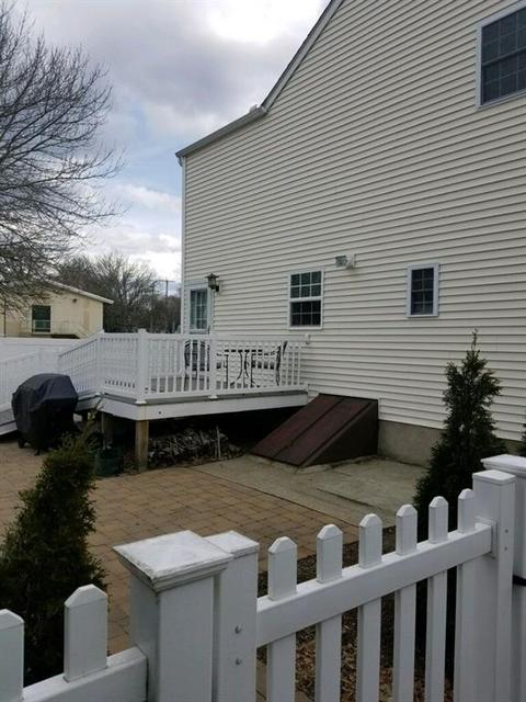 95 Beach Ave, Warwick, RI 02889 photo 3