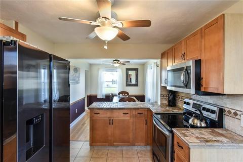 18 Freeman St, Warwick, RI 02886 photo 9