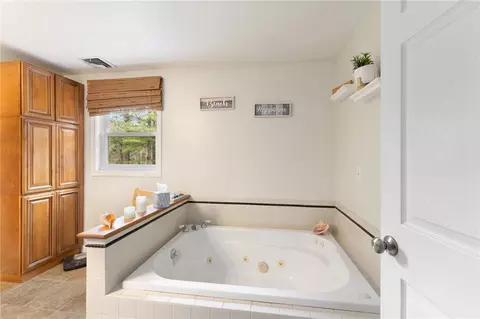 247 Whitehead Rd, Coventry, RI 02816 photo 22