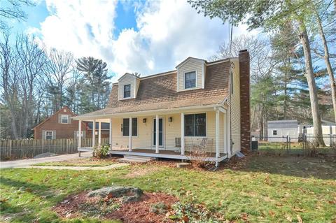 26 Laurel Drive Dr, Glocester, RI 02814 photo 4