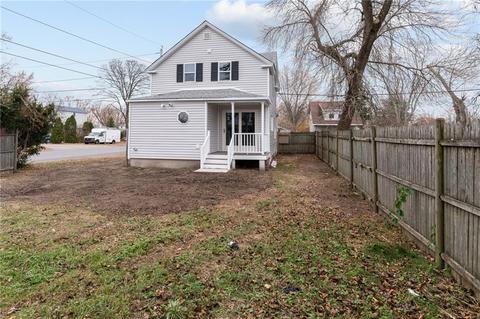 103 Uncas St, Warwick, RI 02889 photo 8