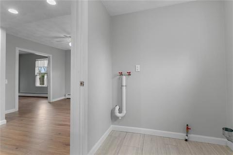 103 Uncas St, Warwick, RI 02889 photo 11
