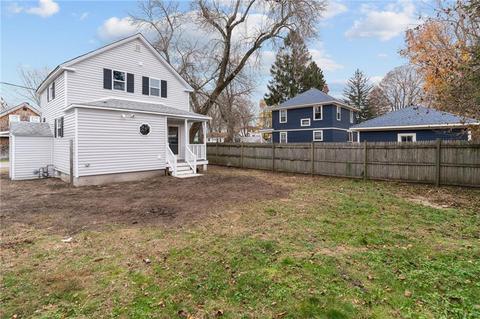 103 Uncas St, Warwick, RI 02889 photo 9