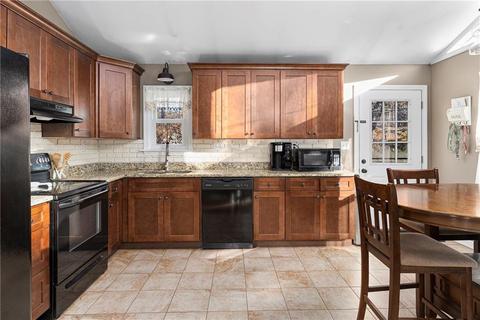 101 Soap St, Killingly, CT 06241 photo 10