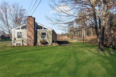 101 Soap St, Killingly, CT 06241 photo 5
