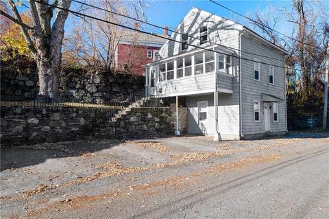 9 New St, Woonsocket, RI 02895 photo 1