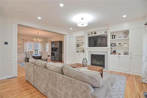 24 Arbor Dr, Coventry, RI 02816 photo 6