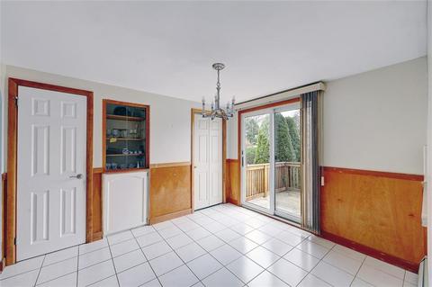 363 Buttonwoods Ave, Warwick, RI 02886 photo 13