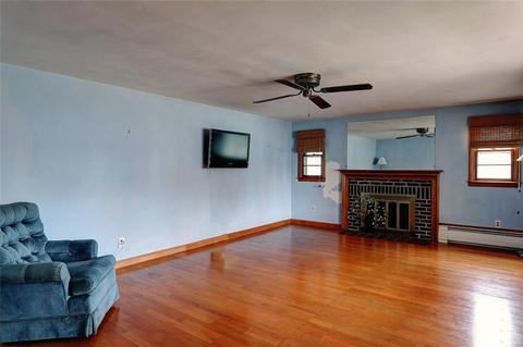 363 Buttonwoods Ave, Warwick, RI 02886 photo 10