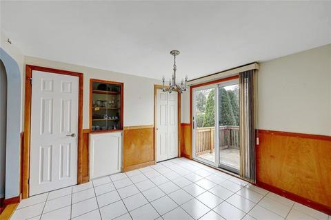 363 Buttonwoods Ave, Warwick, RI 02886 photo 14
