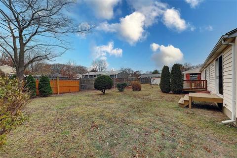 363 Buttonwoods Ave, Warwick, RI 02886 photo 29