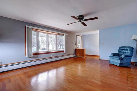 363 Buttonwoods Ave, Warwick, RI 02886 photo 6