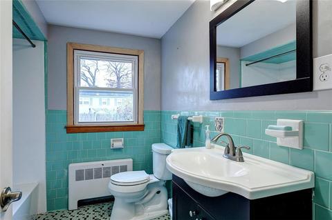 363 Buttonwoods Ave, Warwick, RI 02886 photo 28