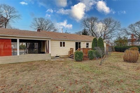 363 Buttonwoods Ave, Warwick, RI 02886 photo 31