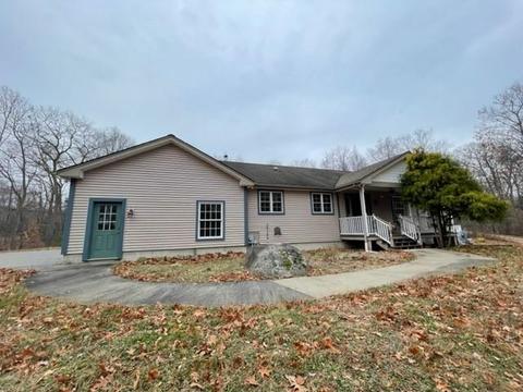 35 Hammet Rd, Coventry, RI 02816 photo 1
