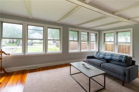 116 Anson Dr, East Providence, RI 02915 photo 3