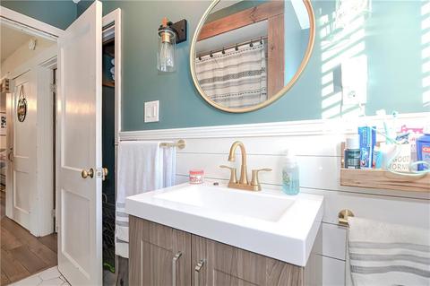 45 Dewolf Ave, Bristol, RI 02809 photo 14