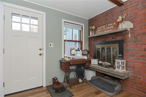45 Dewolf Ave, Bristol, RI 02809 photo 4