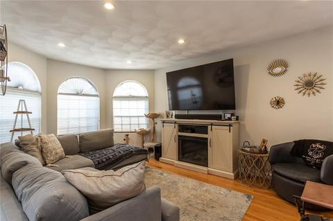 50 Howe St, Cumberland, RI 02864 photo 11