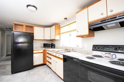 270 Beach Ave, Warwick, RI 02889 photo 24