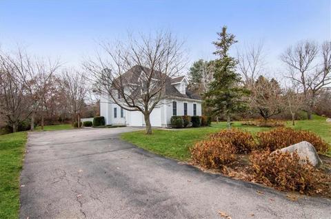 13 Wicklow Rd, Westerly, RI 02891 photo 5