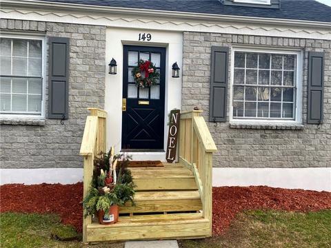 149 Nursery Ave, Woonsocket, RI 02895 photo 2