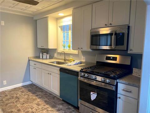 149 Nursery Ave, Woonsocket, RI 02895 photo 4