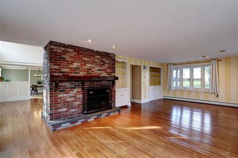 9 Sandra Dr, Bristol, RI 02809 photo 8
