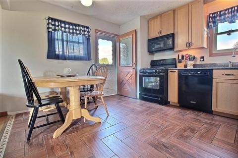 13 Miner St, Westerly, RI 02891 photo 8