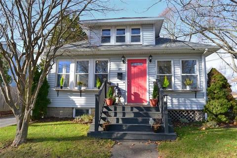 271 Atlantic Ave, Warwick, RI 02888 photo 1